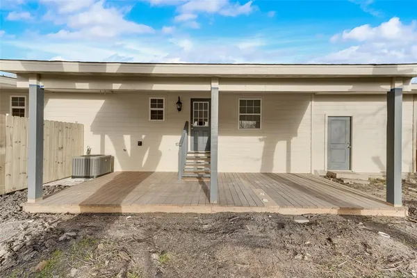 a view of a house with a outdoor space