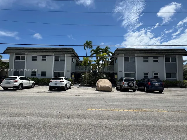 $1,495 | 1000 Southeast 15th Street, Unit 203, Fort Lauderdale, FL 33316