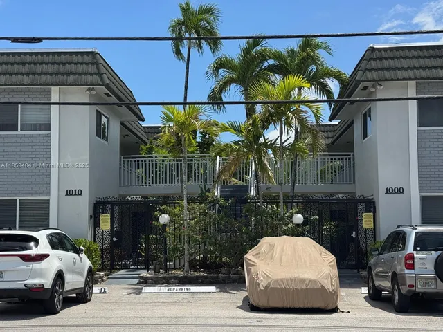 $1,495 | 1000 Southeast 15th Street, Unit 203, Fort Lauderdale, FL 33316