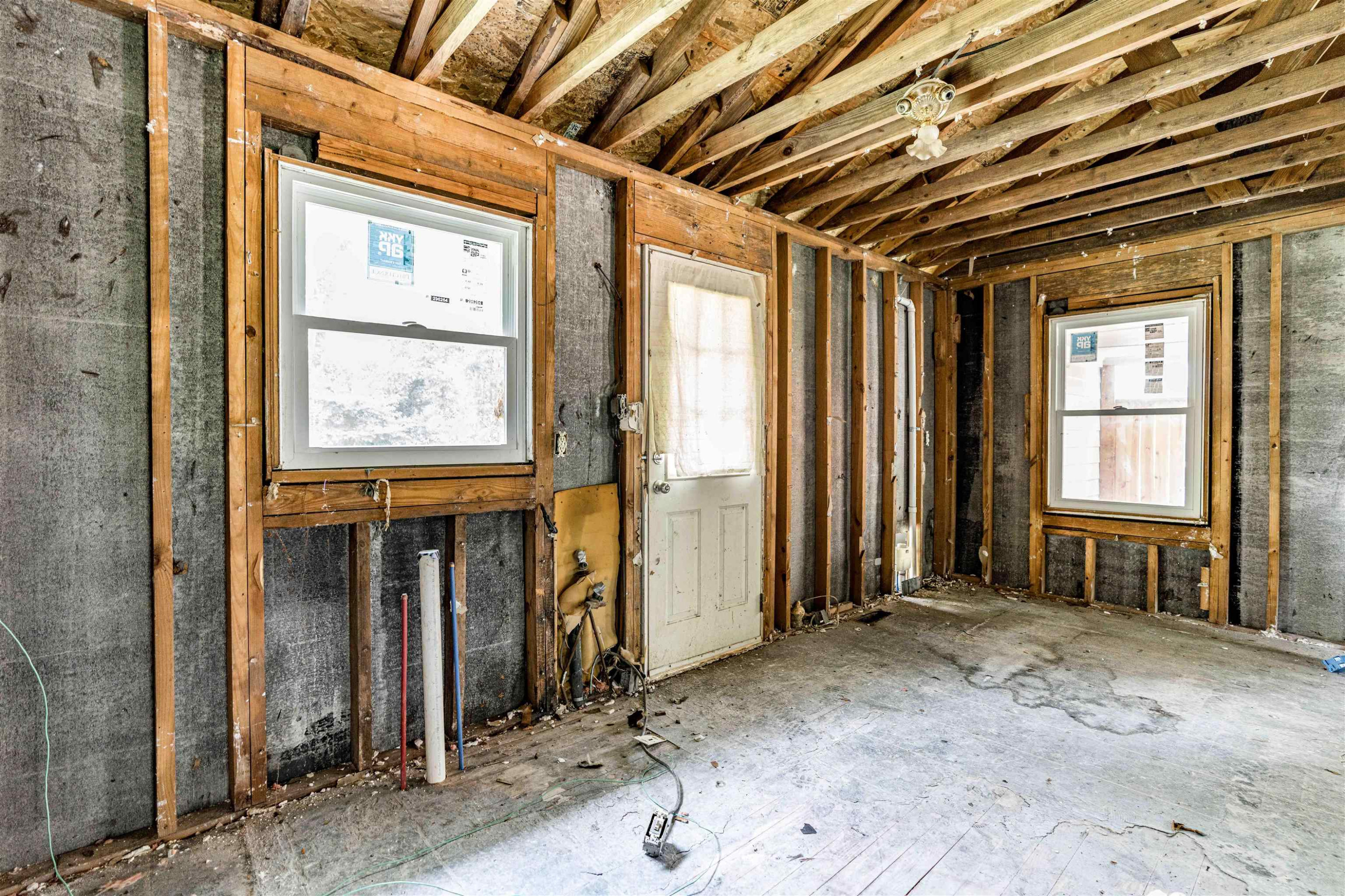 405 Lamont Street Raleigh, NC 27610 - Photo 11 of 16 Photo 12
