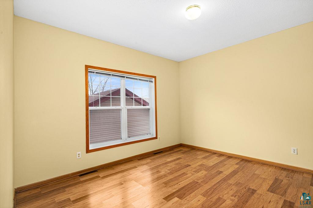 5115 Ramsey Street Duluth, MN 55807 - Photo 10 of 39