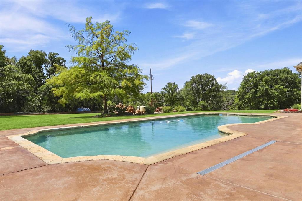 8295 Mountain View Road Aubrey, TX 76227 - Photo 36 of 40 Gallery Image 36