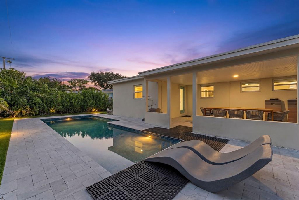 190 Northeast 21st Street Boca Raton, FL 33431 - Photo 2 of 34