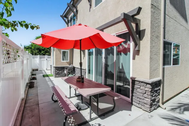 $1,749,000 | 2114 Felspar Street, San Diego, CA 92109