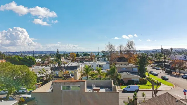 $1,749,000 | 2114 Felspar Street, San Diego, CA 92109