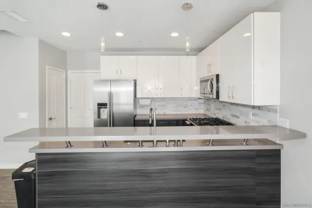 $1,749,000 | 2114 Felspar Street, San Diego, CA 92109