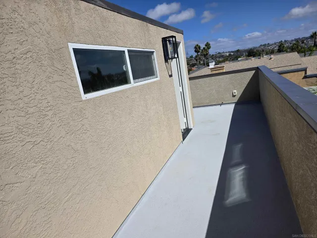 $1,749,000 | 2114 Felspar Street, San Diego, CA 92109