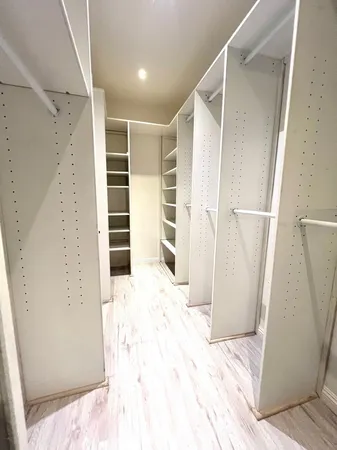 $988,000 | 700 South Lake Avenue, Unit 111, Pasadena, CA 91106