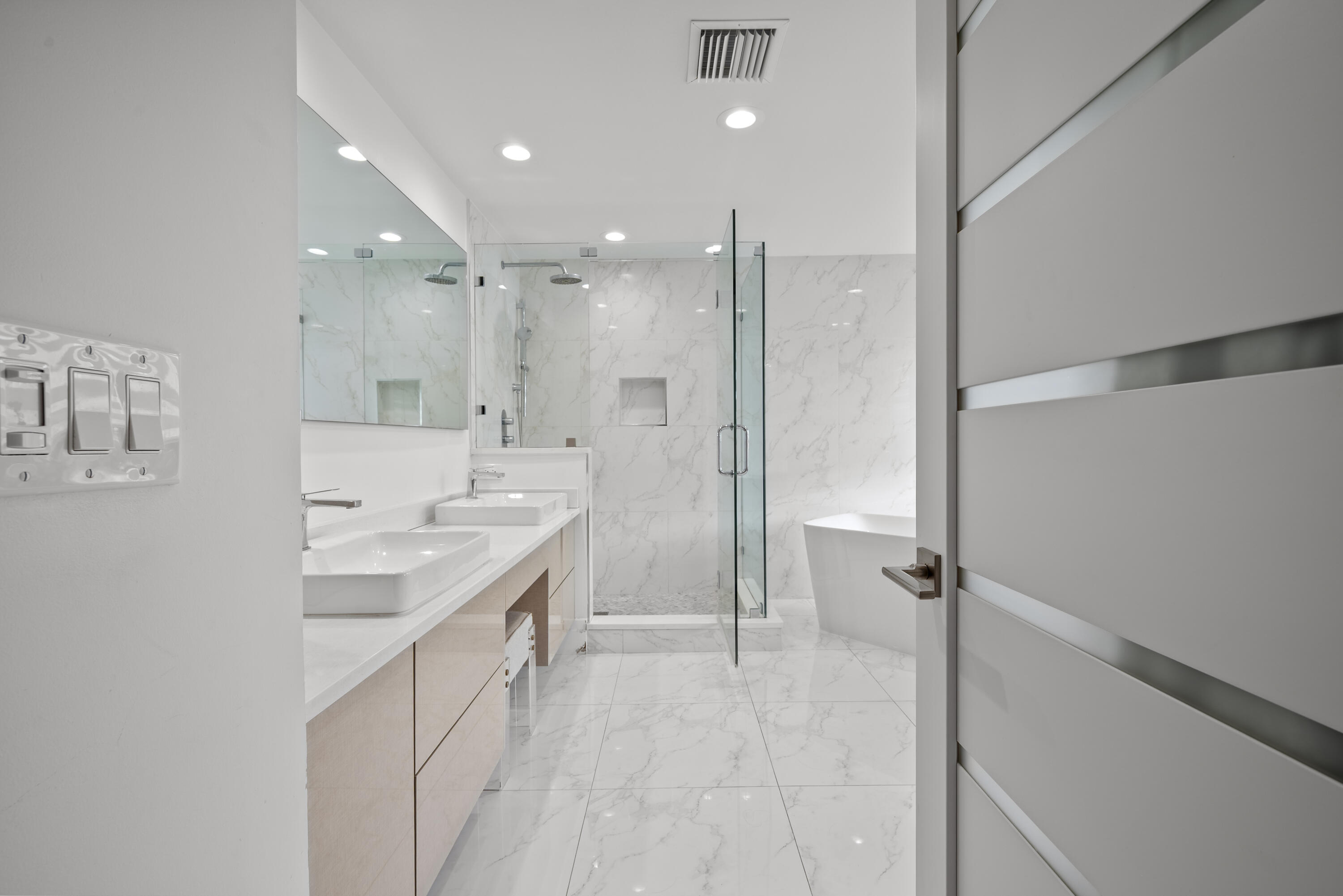 4070 Northwest 58th Lane Boca Raton, FL 33496 - Photo 20 of 66 Primary Bathroom