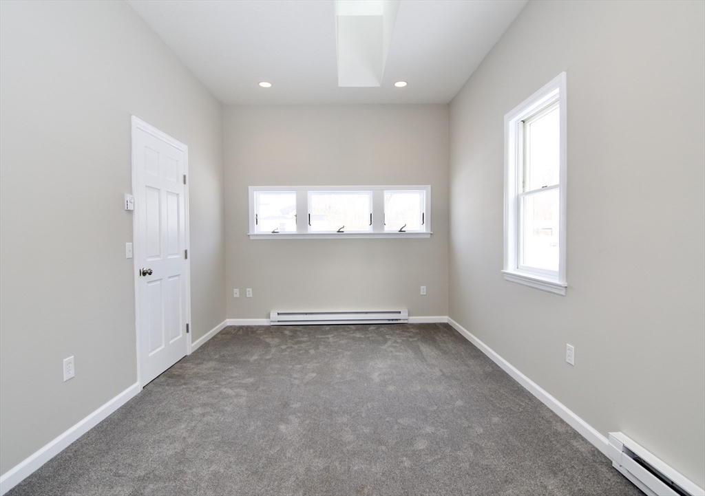 43 Edbert Street Chicopee, MA 01020 - Photo 32 of 42 Gallery Image 32