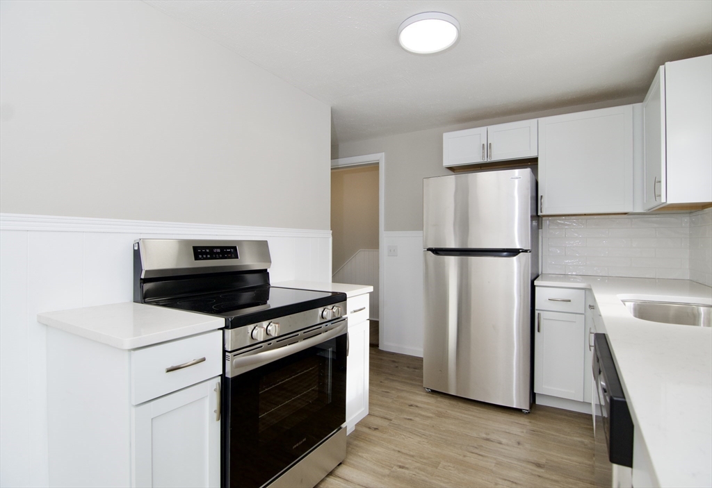 43 Edbert Street Chicopee, MA 01020 - Photo 9 of 42 Gallery Image 9