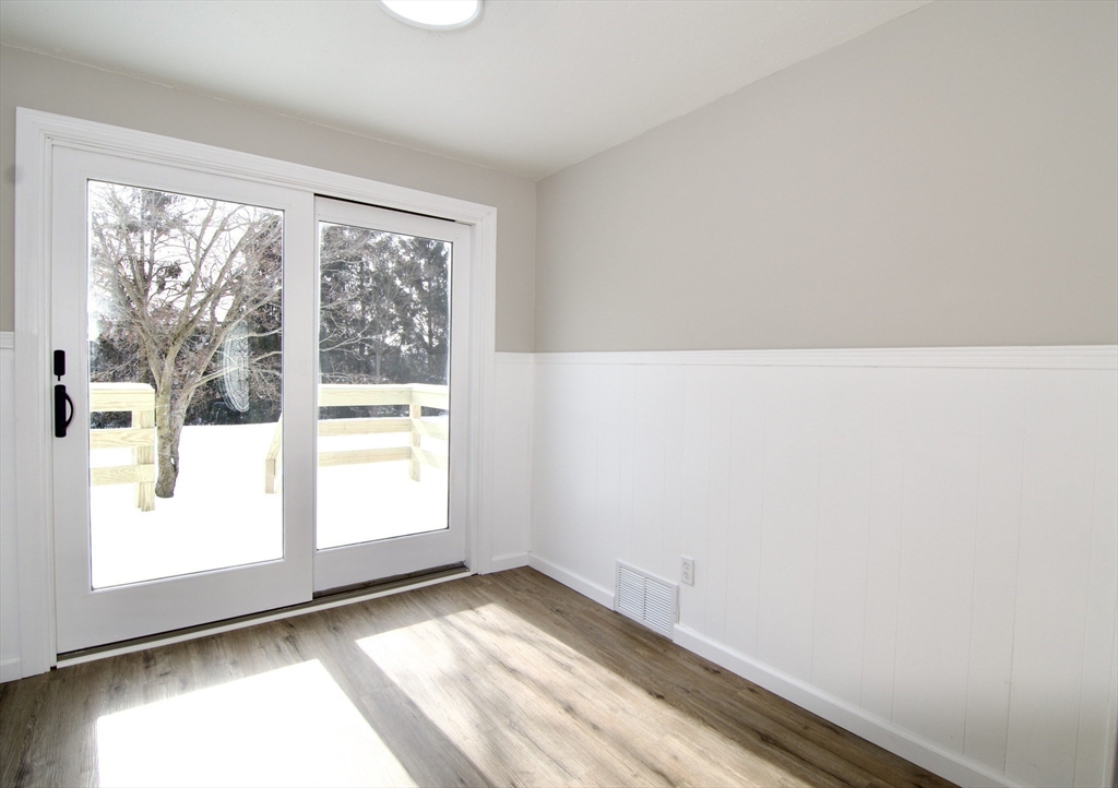 43 Edbert Street Chicopee, MA 01020 - Photo 10 of 42 Gallery Image 10