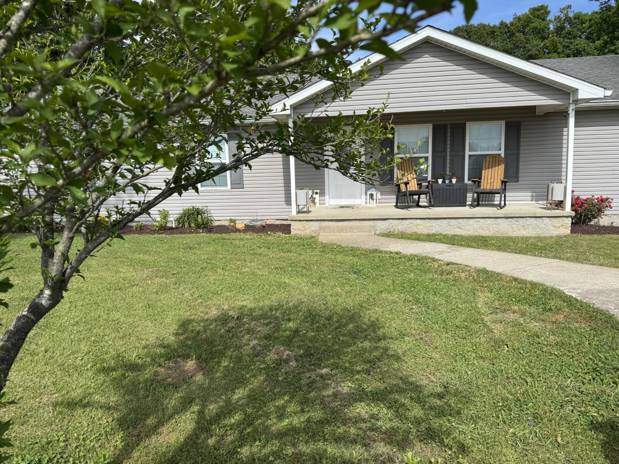 105 Larkins Road White Bluff, TN 37187 - Photo 3 of 38