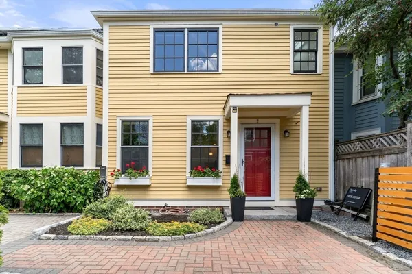 $1,150,000 | 88 Pearl Street, Unit REAR, Cambridge, MA 02139