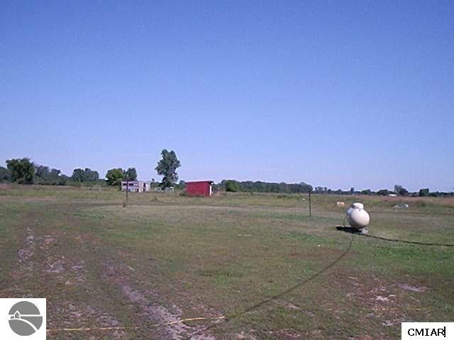 425 South Shepherd Road Mount Pleasant, MI 48858 - Photo 9 of 9 1770999-8.JPG