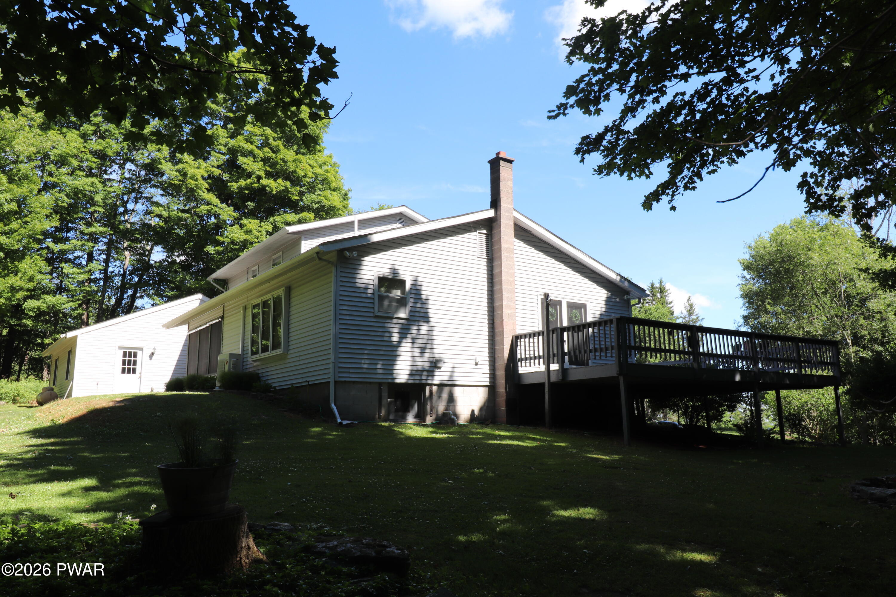 131 B Hilltop Road Newfoundland, PA 18445 - Photo 8 of 39