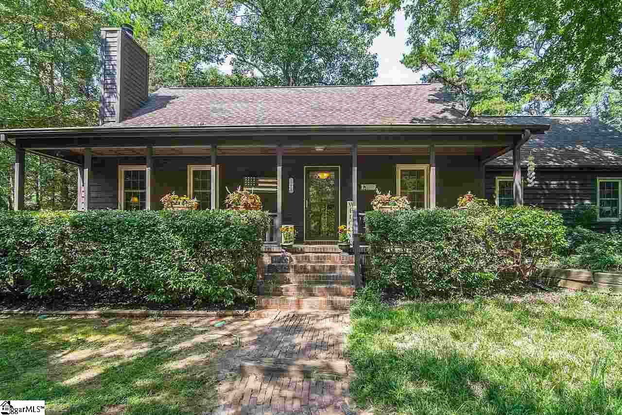 327 2 Notch Trail Easley, SC 29642 - Photo 11 of 36 Gallery Image 11