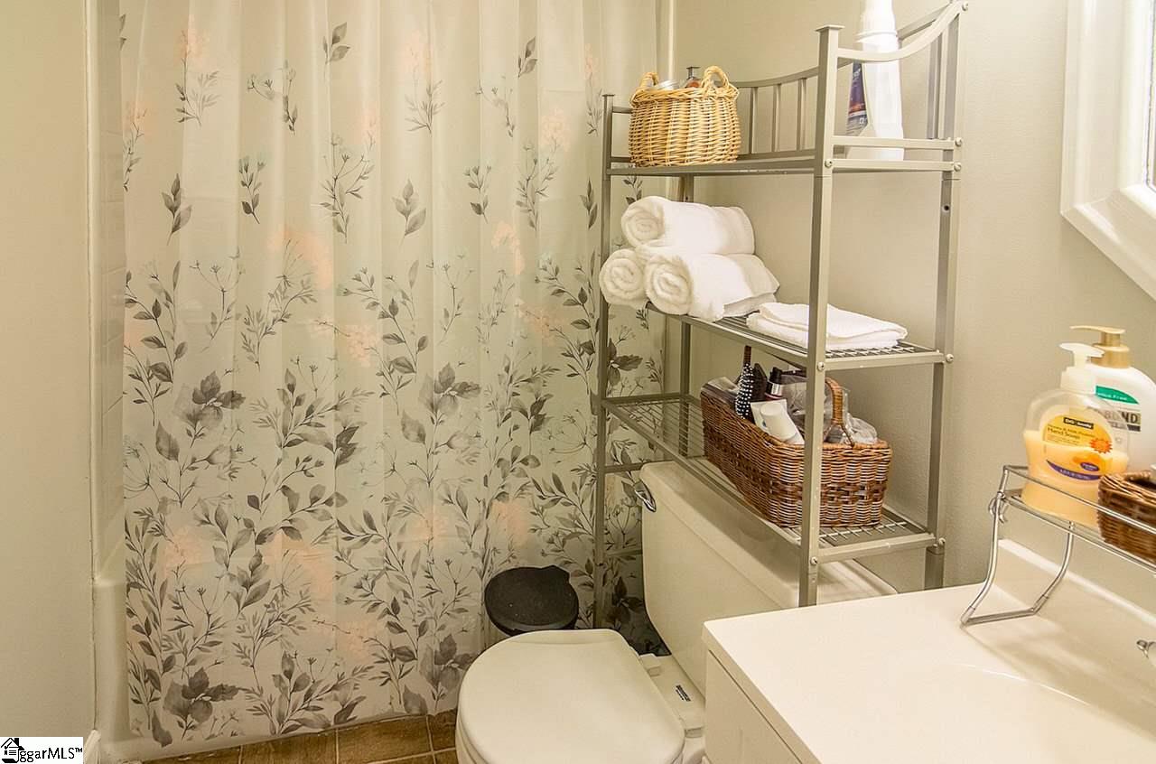 327 2 Notch Trail Easley, SC 29642 - Photo 29 of 36 Gallery Image 29
