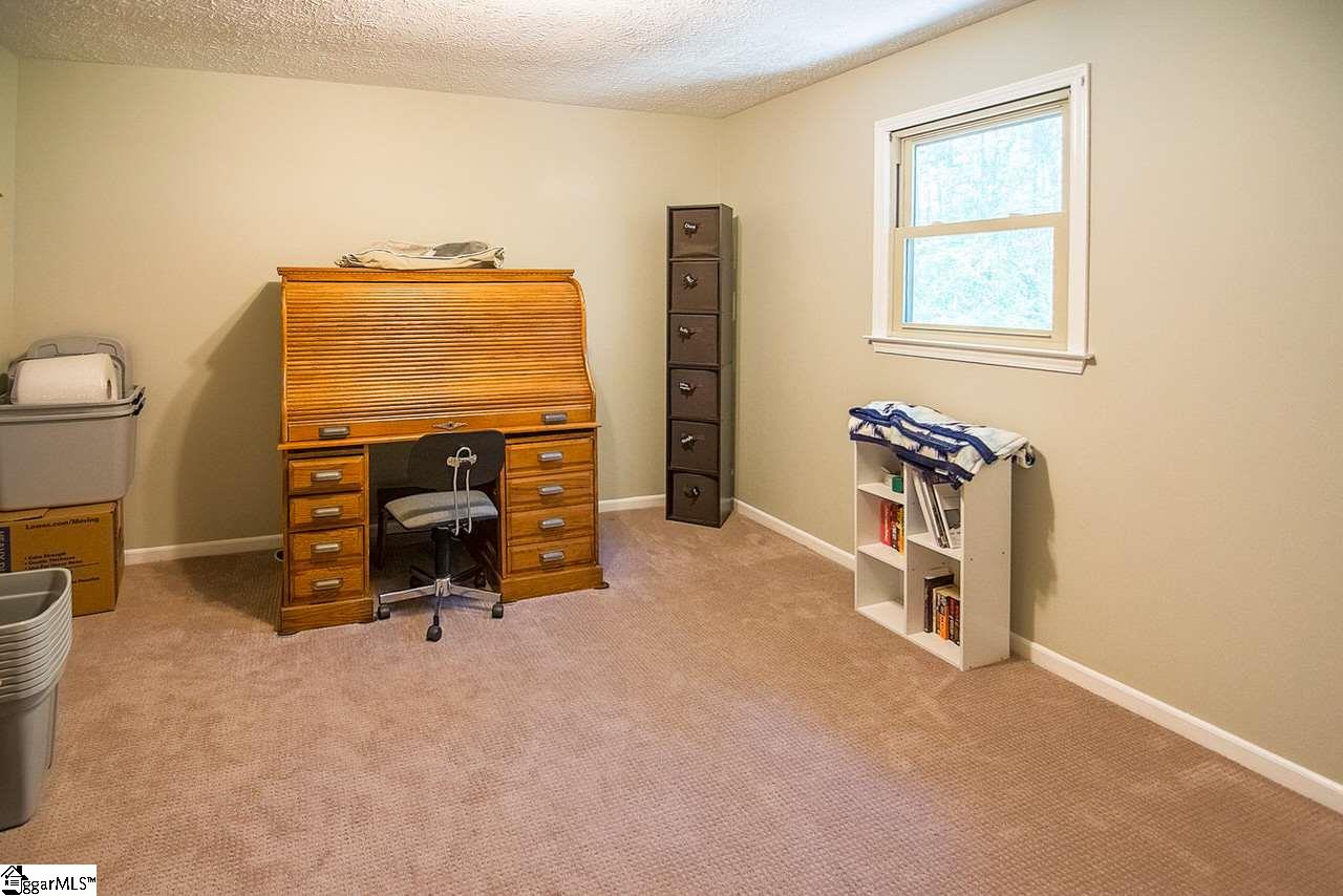 327 2 Notch Trail Easley, SC 29642 - Photo 30 of 36 Gallery Image 30