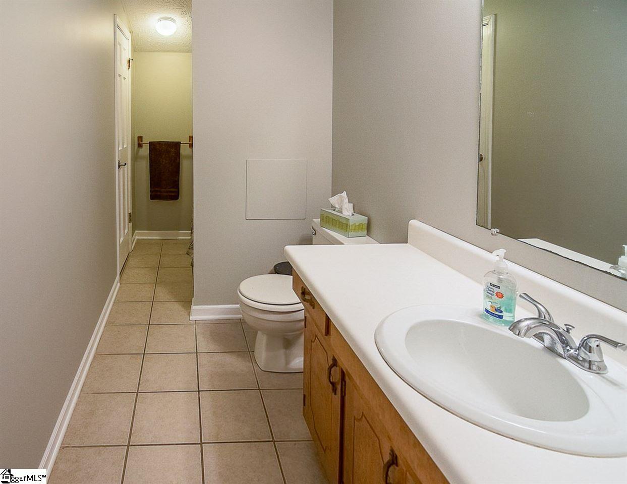 327 2 Notch Trail Easley, SC 29642 - Photo 32 of 36 Gallery Image 32