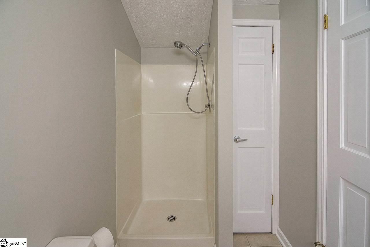 327 2 Notch Trail Easley, SC 29642 - Photo 34 of 36 Gallery Image 34