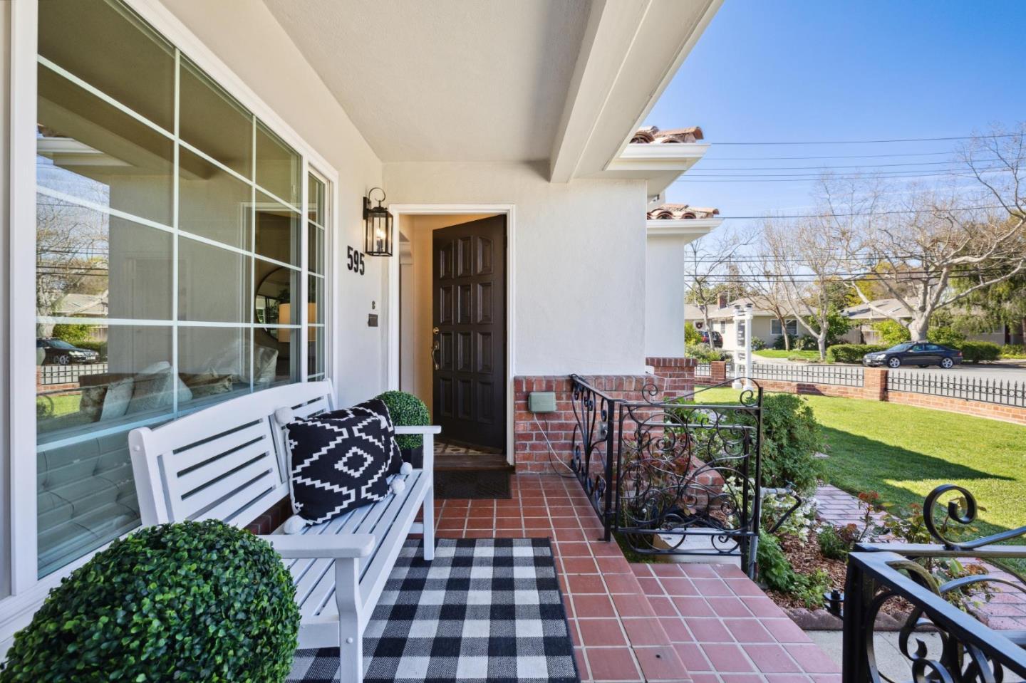 595 Anza Street Mountain View, CA 94041 - Photo 4 of 72