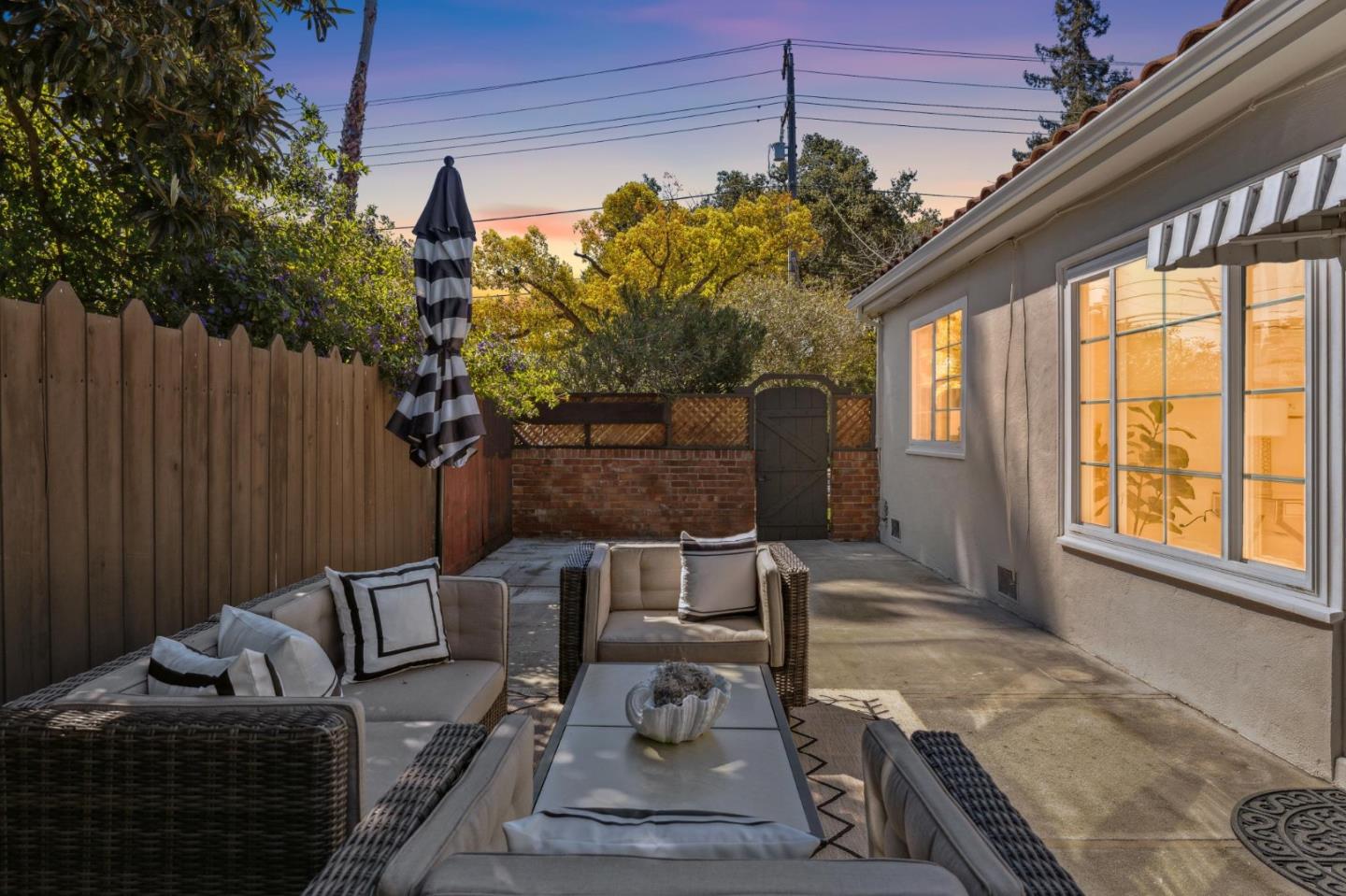 595 Anza Street Mountain View, CA 94041 - Photo 55 of 72