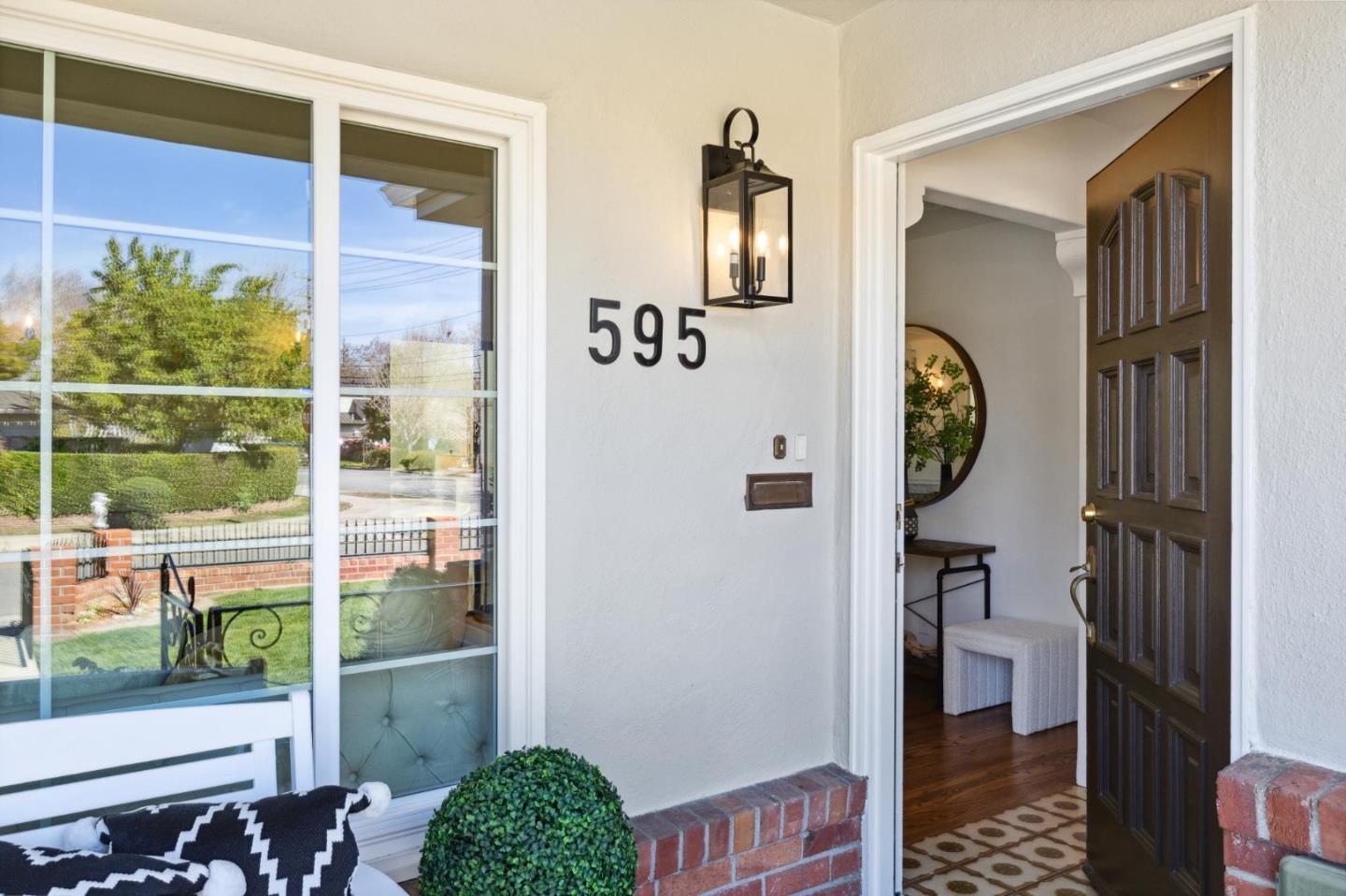 595 Anza Street Mountain View, CA 94041 - Photo 6 of 72