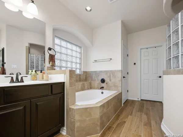 $690,000 | 31049 Clover Pass, Bulverde, TX 78163