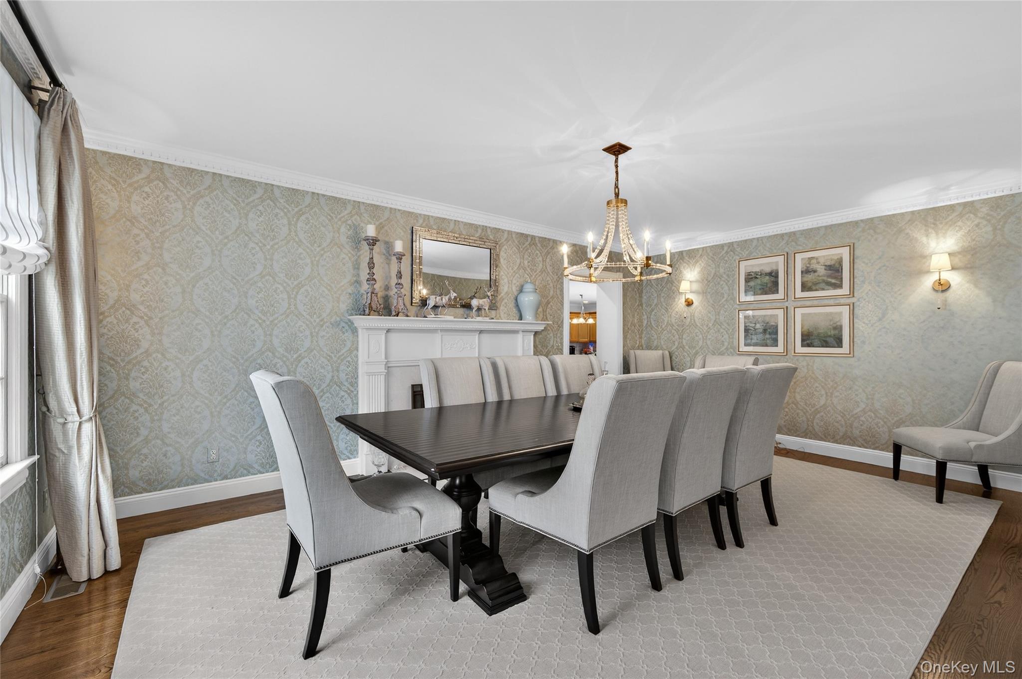 1862 Muttontown Road Syosset, NY 11791 - Photo 6 of 33