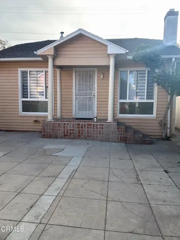 $2,950 | 132 North Serrano Avenue, Los Angeles, CA 90004