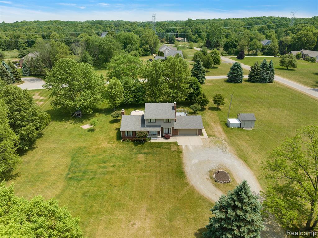 9844 Pine Knob Road Clarkston, MI 48348 - Photo 51 of 65 Gallery Image 51