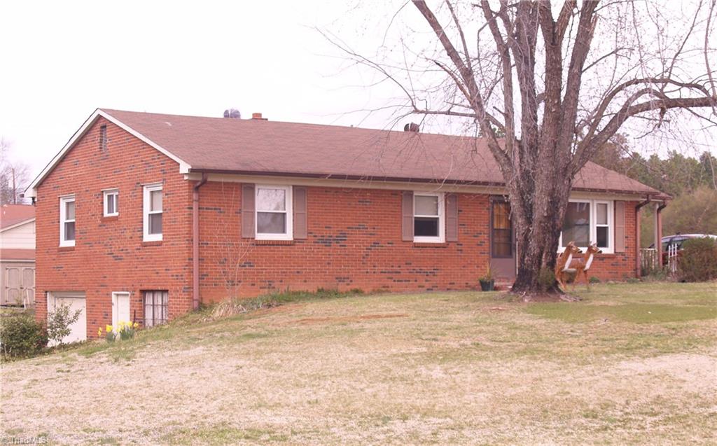 5901 Gumtree Road Winston-Salem, NC 27107 - Photo 1 of 5 Gallery Image 1