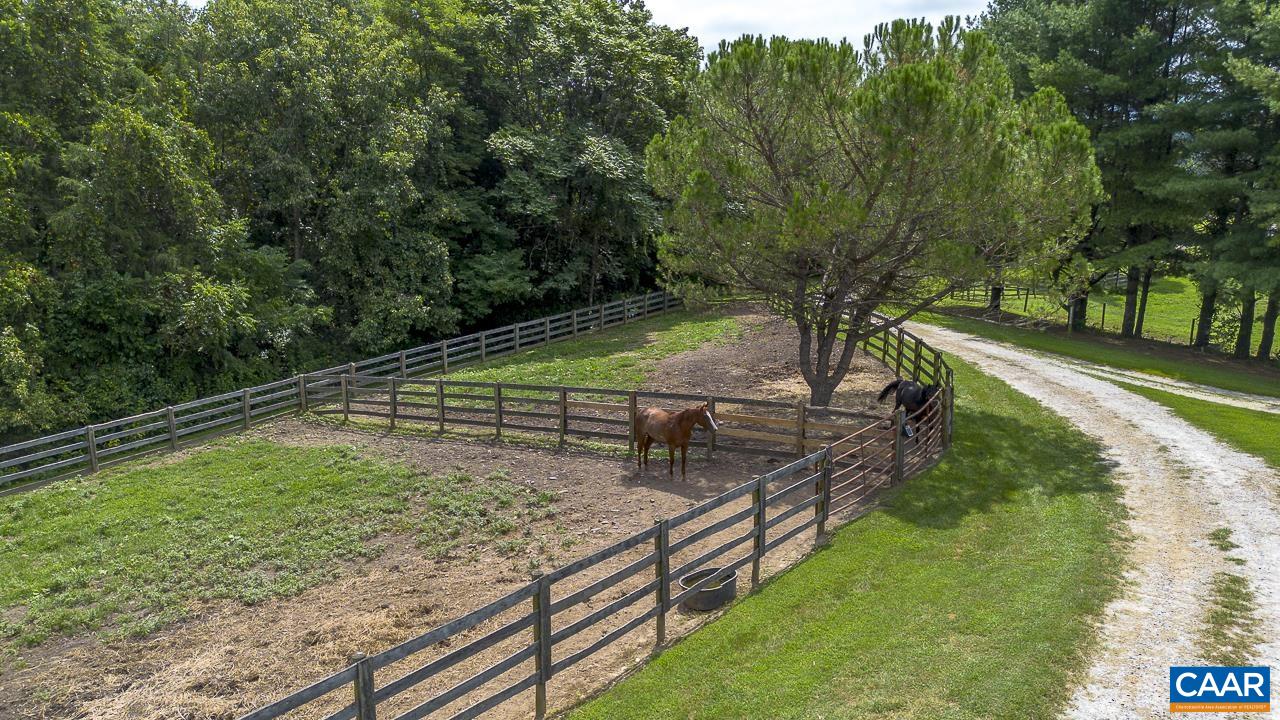 9195 Springwood Road Buchanan, VA 24066 - Photo 24 of 75 a view of a backyard with side of the road