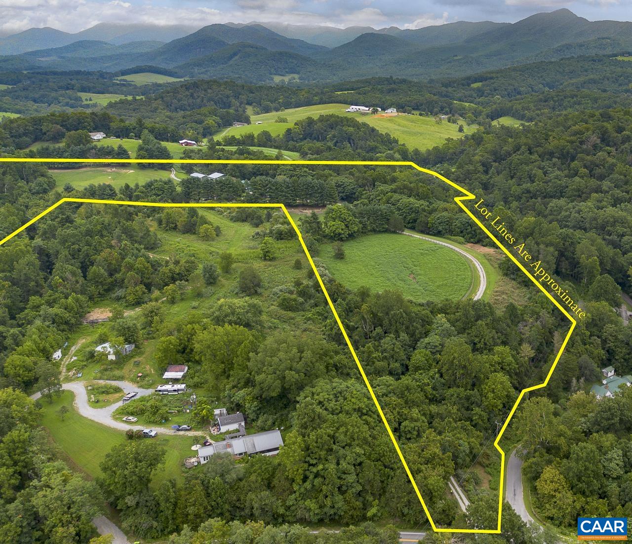 9195 Springwood Road Buchanan, VA 24066 - Photo 5 of 75 a view of a tennis court