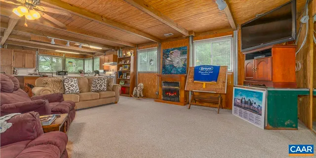 $659,000 | 9195 Springwood Road, Buchanan, VA 24066