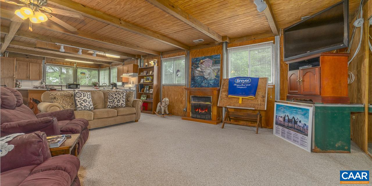 9195 Springwood Road Buchanan, VA 24066 - Photo 54 of 75 a bedroom with furniture and a large window
