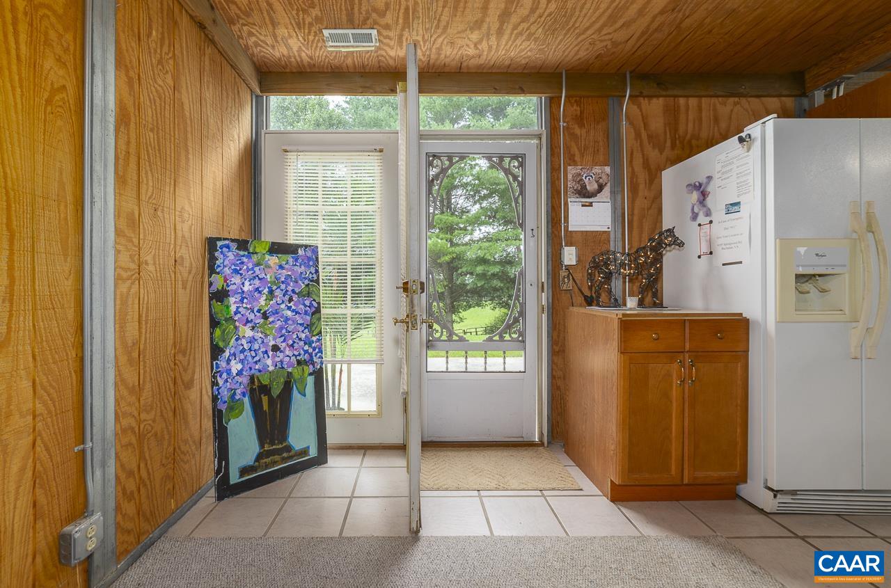 9195 Springwood Road Buchanan, VA 24066 - Photo 57 of 75