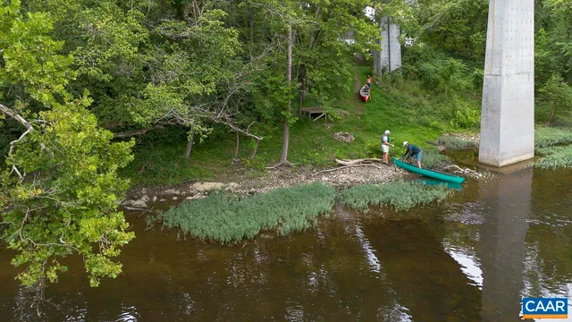 $659,000 | 9195 Springwood Road, Buchanan, VA 24066