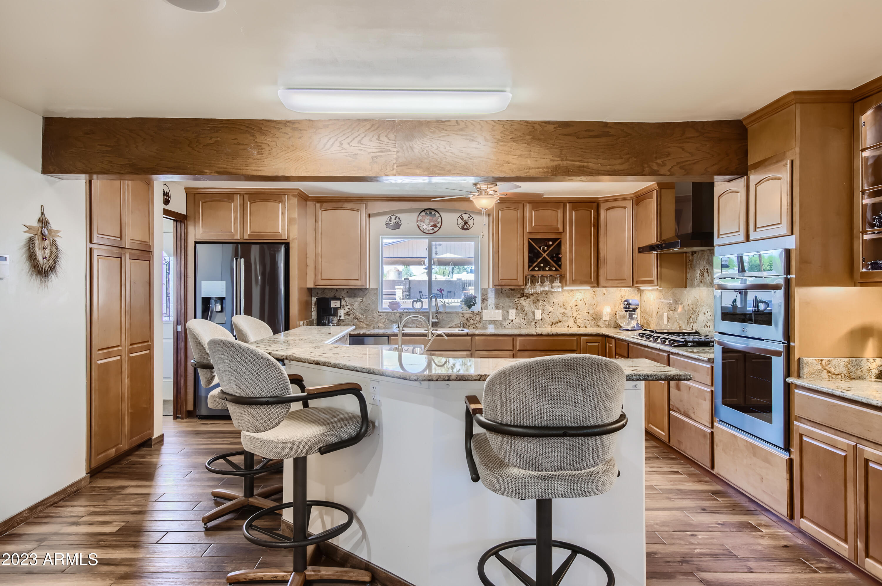 2906 East Danbury Road Phoenix, AZ 85032 - Photo 14 of 38 16 Kitchen Feature