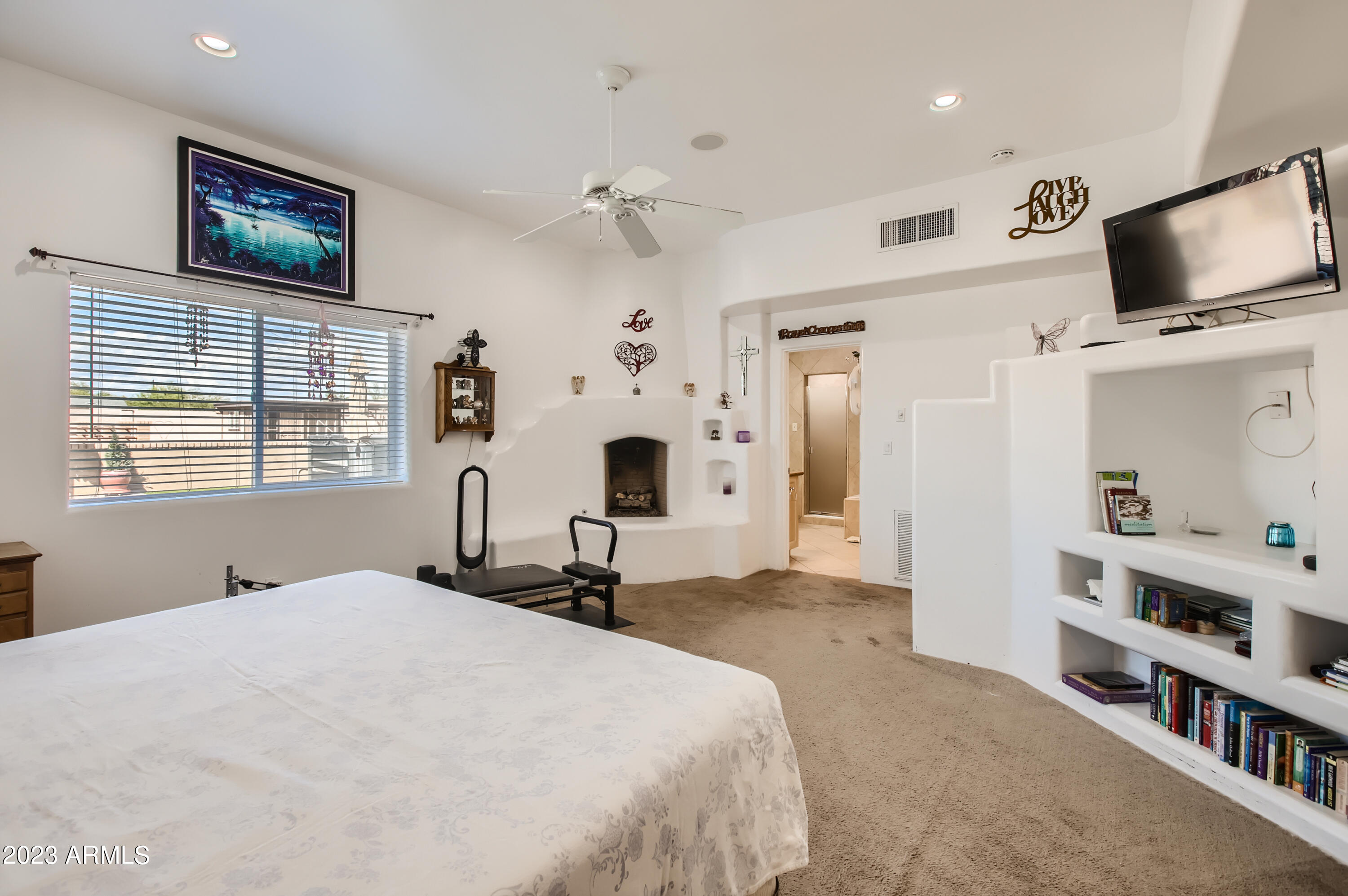 2906 East Danbury Road Phoenix, AZ 85032 - Photo 15 of 38 19 Primary Bedroom