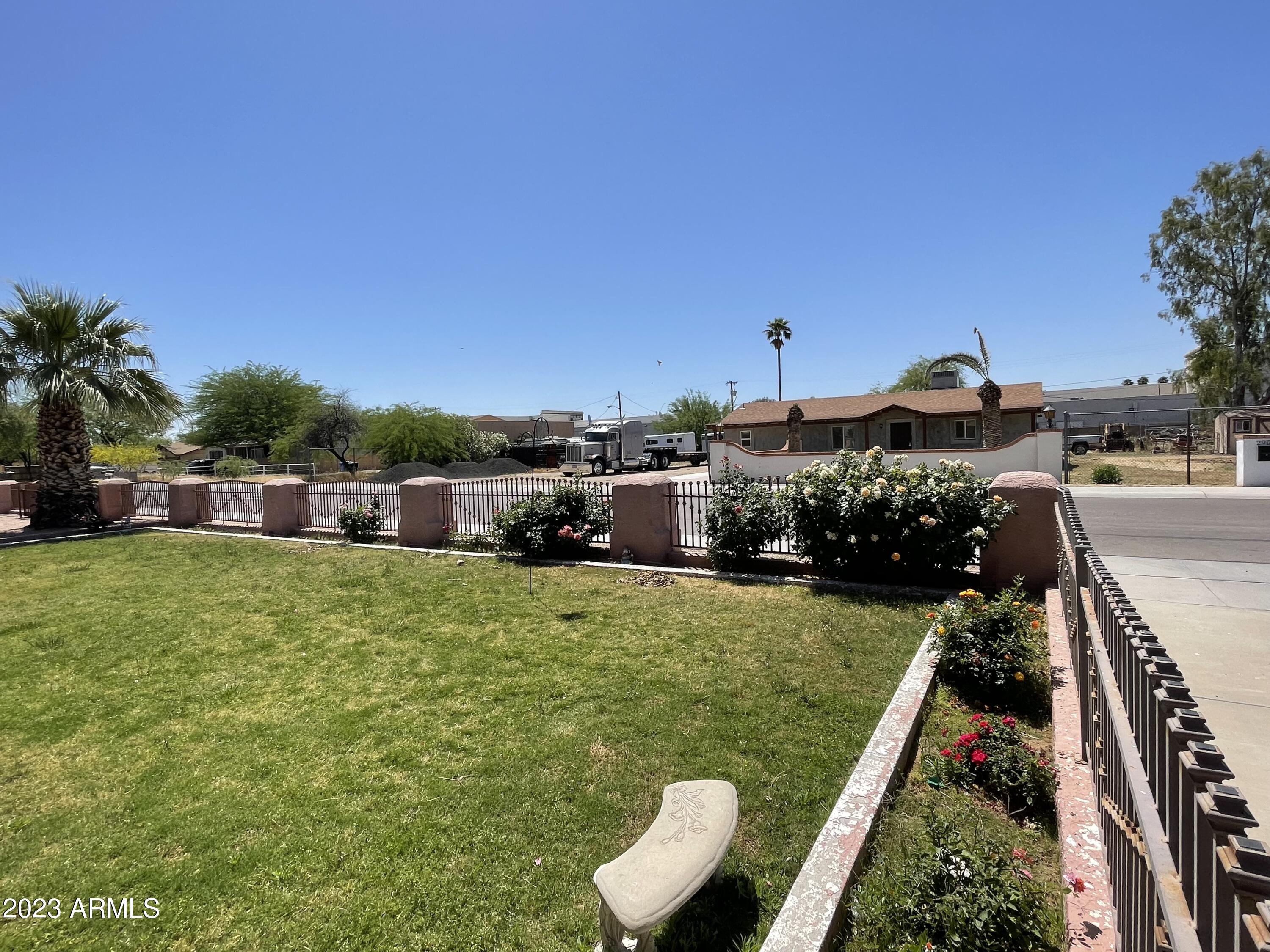 2906 East Danbury Road Phoenix, AZ 85032 - Photo 2 of 38 IMG-5016