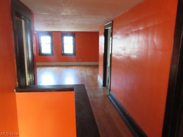 1829 Farmington Road Cleveland, OH 44112 - Photo 16 of 21