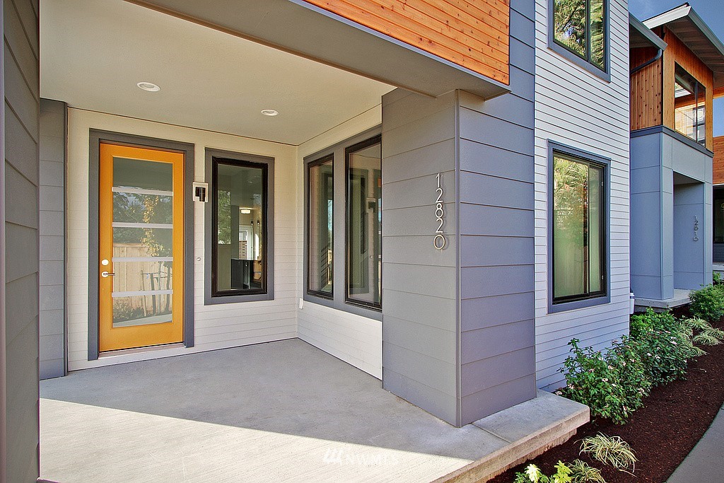 12880 Southeast 75th Road, Unit 11 Newcastle, WA 98056 - Photo 1 of 16