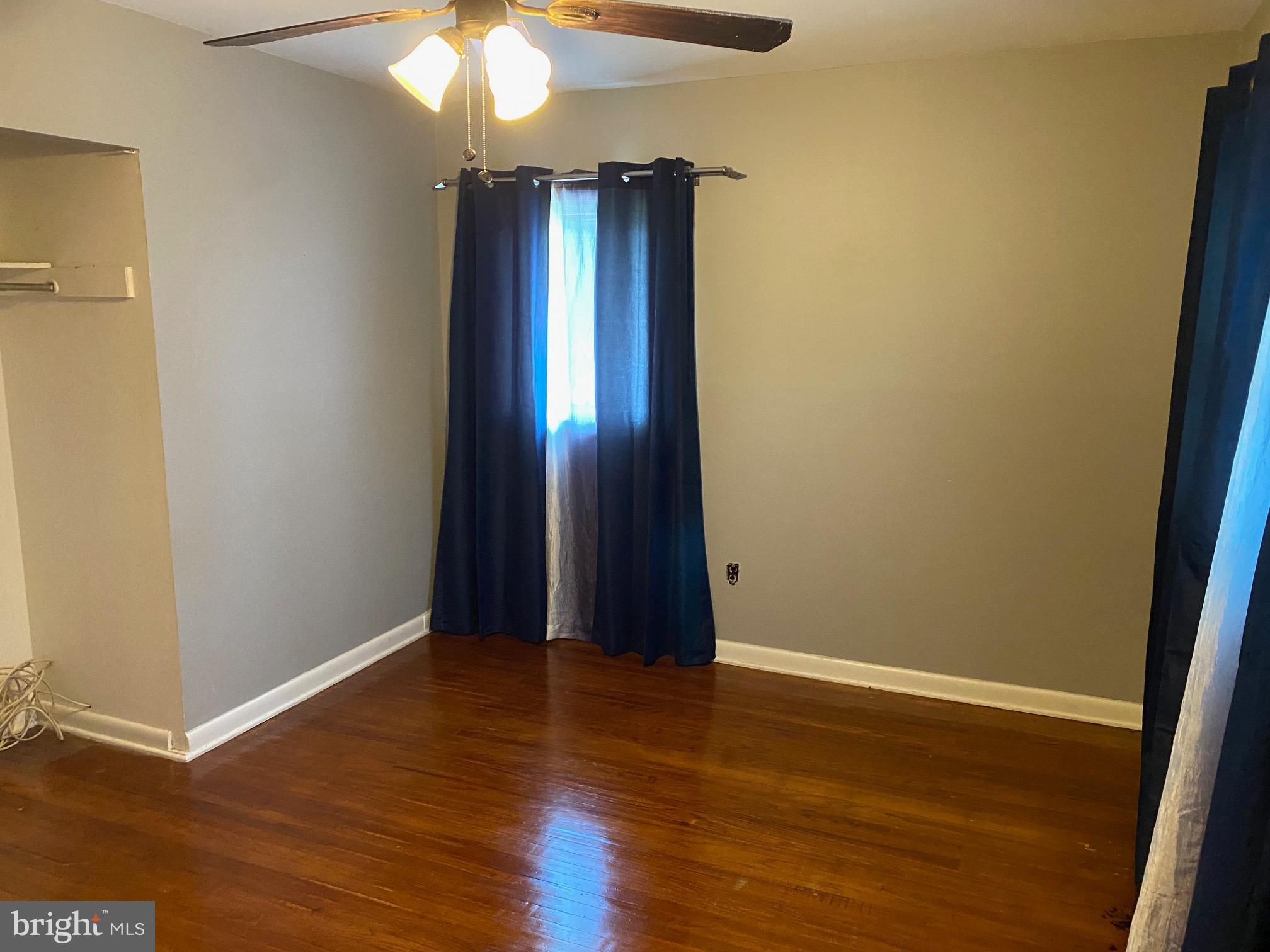 21 Timber Drive Barrington, NJ 08007 - Photo 11 of 45 Main Bedroom