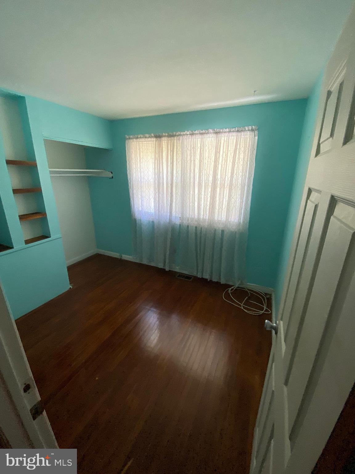 21 Timber Drive Barrington, NJ 08007 - Photo 16 of 45 Upstairs 3rd bedroom