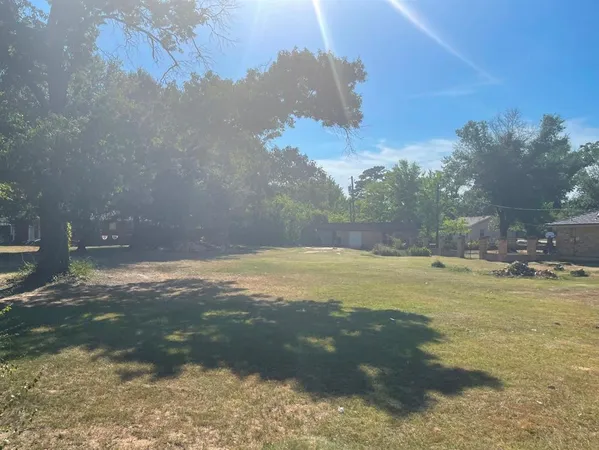 $65,000 | 902 North Palestine Street, Athens, TX 75751