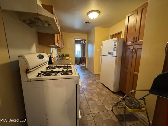 $120,000 | 106 Rosemary Avenue, Long Beach, MS 39560