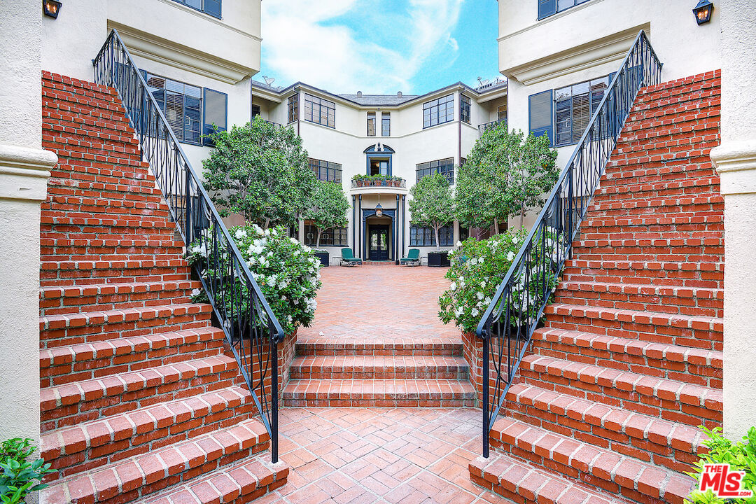 149 South Rodeo Drive Beverly Hills, CA 90212 - Photo 21 of 22