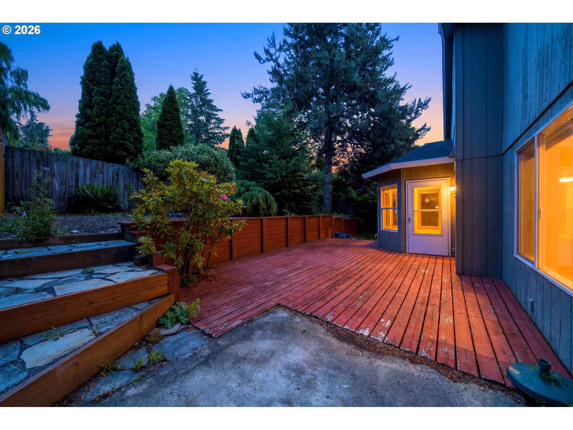 5002 Southwest Vacuna Street Portland, OR 97219 - Photo 17 of 20